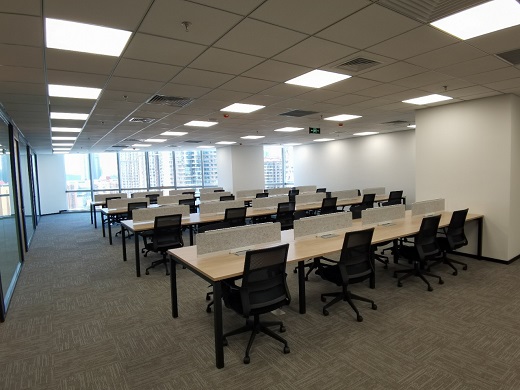 国门大厦办公室照片